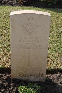 Ismailia War Memorial Cemetery - Lawson, Peter Turner